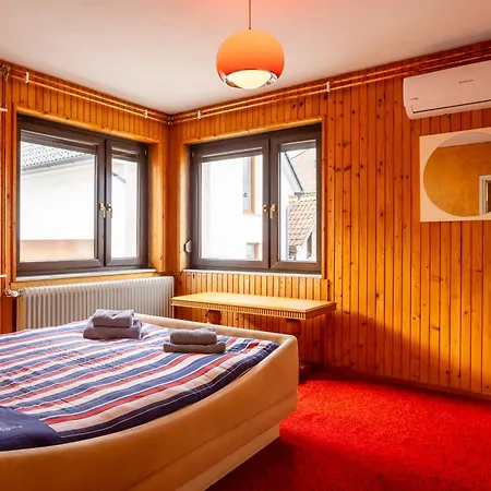 Apartma V Ograji Apartment *
